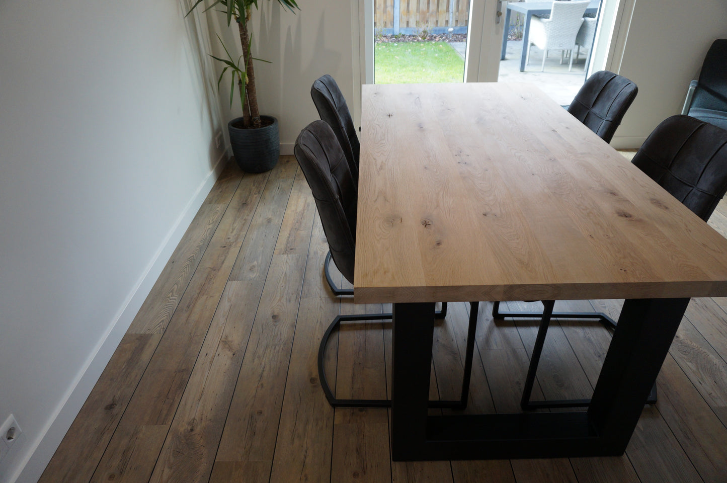 Eikenhouten eettafel "45mm rechte rand"